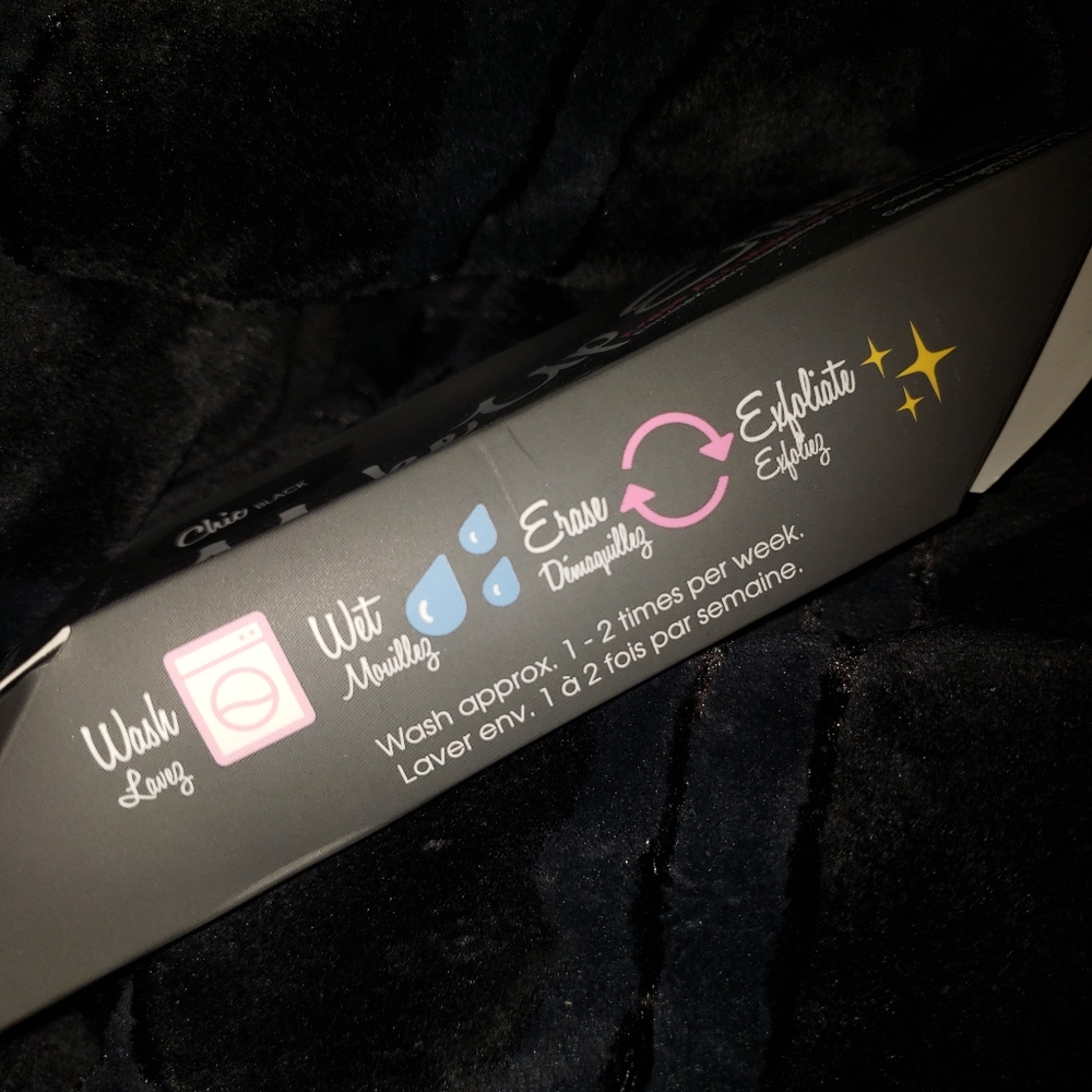 Makeup Eraser - Picture 2 of 6